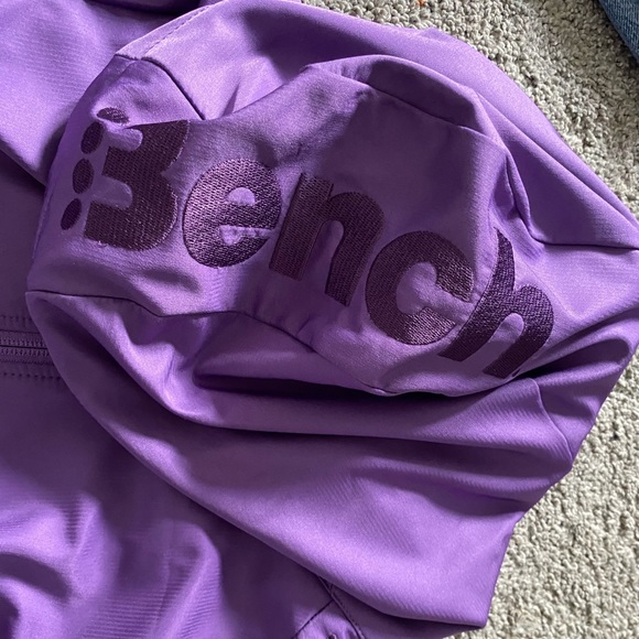 Bench Jacket - Picture 2 of 2